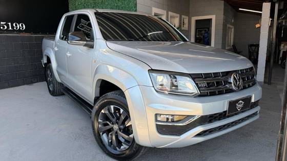 VOLKSWAGEN AMAROK 3.0 V6 TDI DIESEL HIGHLINE CD 4MOTION AUTOMÁTICO